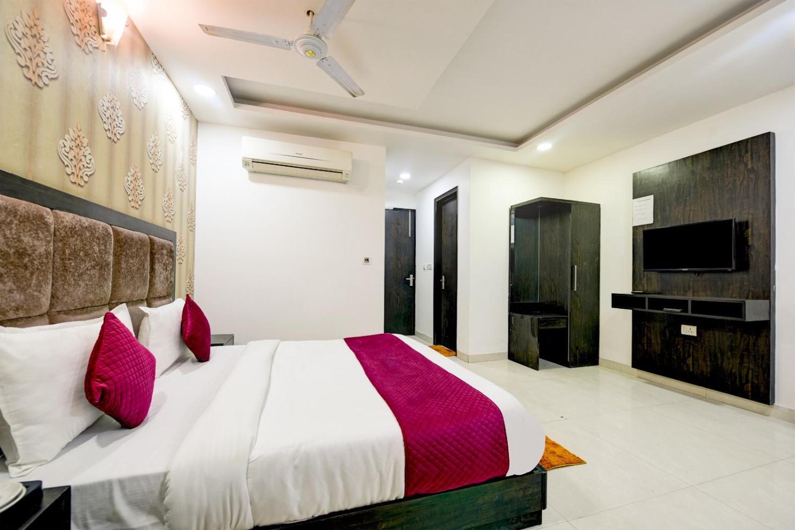 The Atlantes Suite Near Delhi Airport نيودلهي المظهر الخارجي الصورة