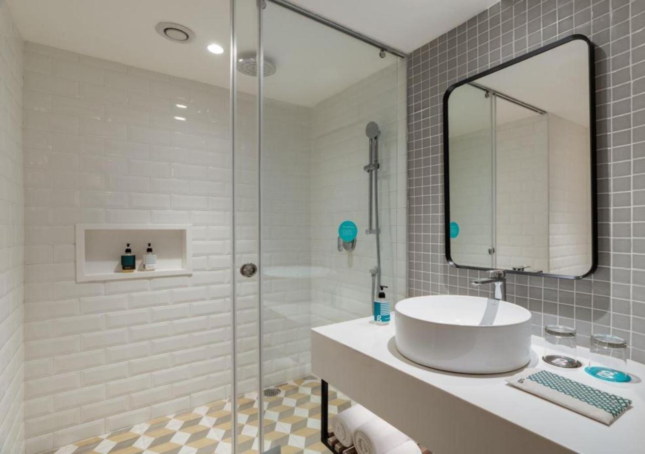 The Atlantes Suite Near Delhi Airport نيودلهي المظهر الخارجي الصورة